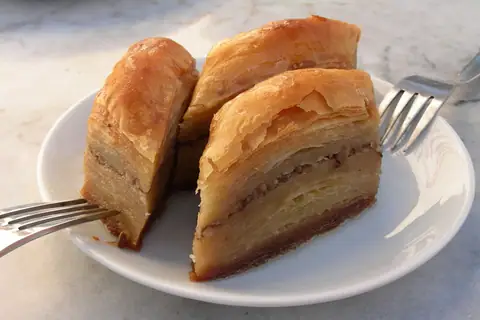 Bella's Cakes photo 1