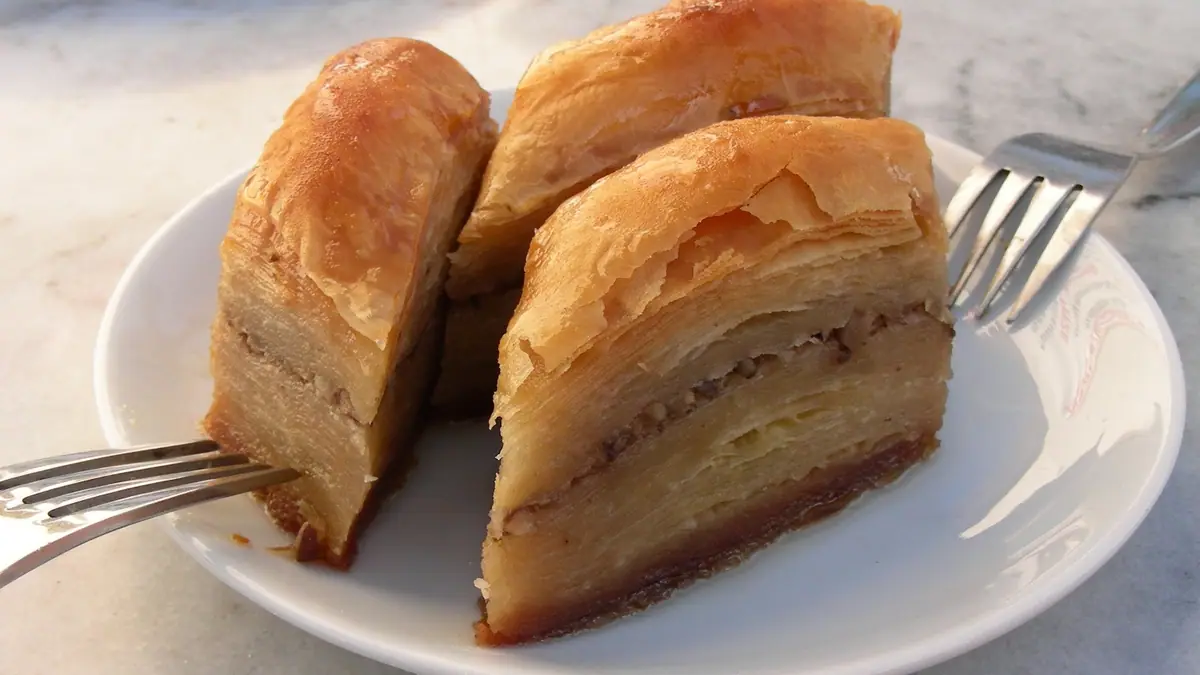 Bella's Cakes – cake shop in Mosspark, Glasgow
