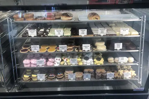 Bella's Cakes photo 2